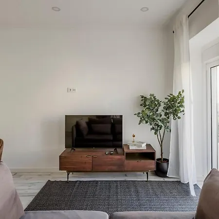 Apartment Flat 6