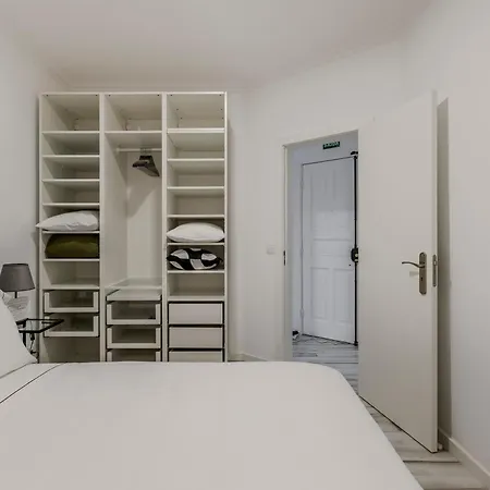 Flat 6 Amadora